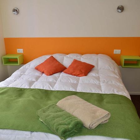 El Patagonico Hostel Puerto Natales Bagian luar foto