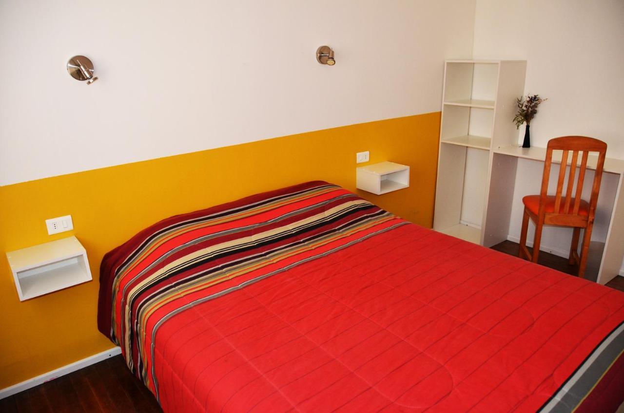 El Patagonico Hostel Puerto Natales Bagian luar foto